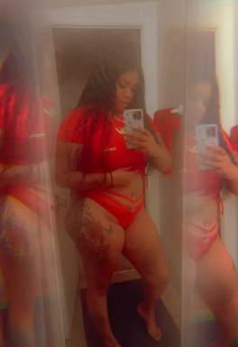 @thickazzjazz93