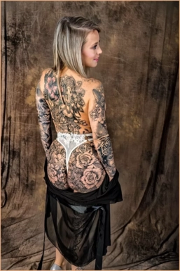 @lady.blondie
