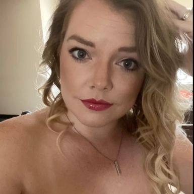 @charminglybluntblonde