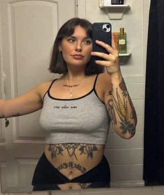 @carlygirlxoxo
