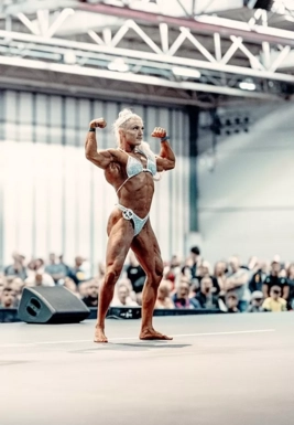 @femalebodybuilder
