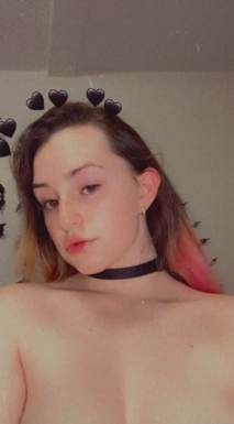 @strawburrykitten