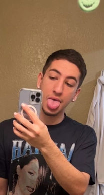 @latino323