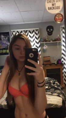 @alexasmith345