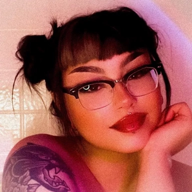 @lucilledeville