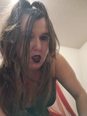 @kinkylilwitch66